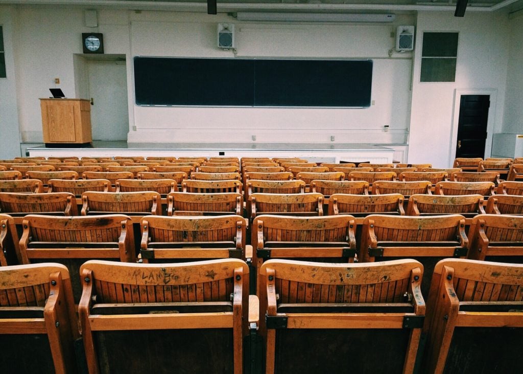 5 Coisas que a faculdade NÃO ensina!