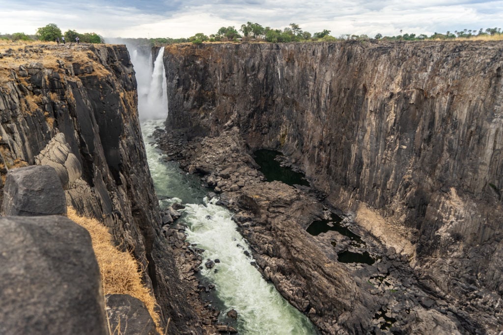 Cataratas de Vitória: uma das maiores do mundo que secou.