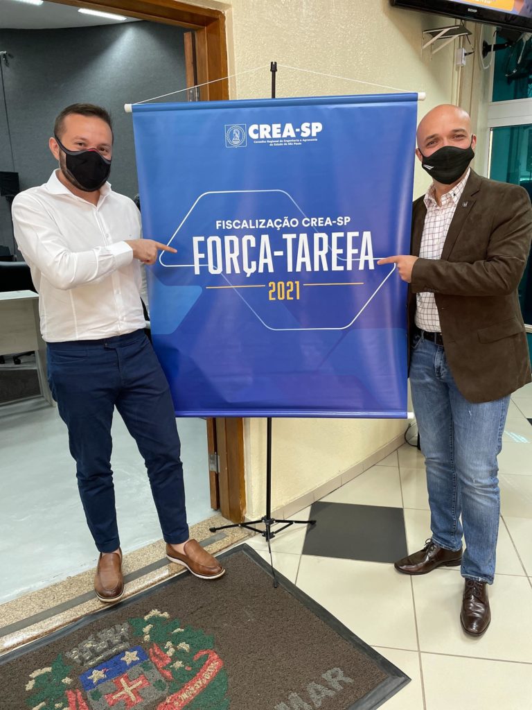 Eduardo Cavalcanti e Joni Matos Inchenglu (Diretor Administrativo do CREA-SP) em Abertura de Força-Tarefa do CREA-SP