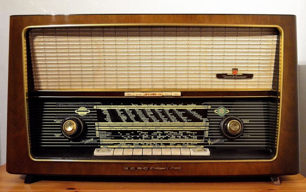 Conhecendo todos os seus segredos: Rádio – Parte I