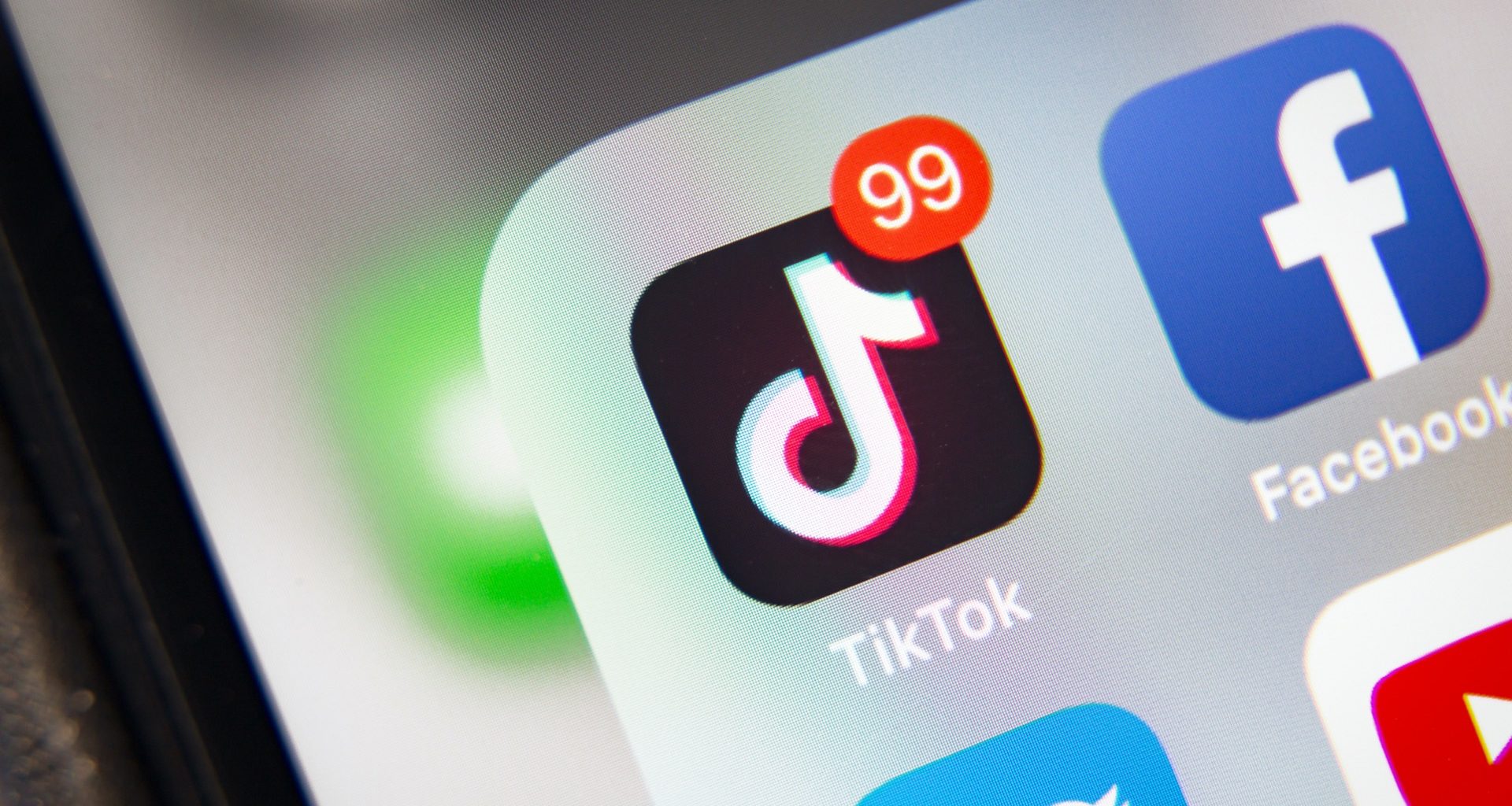 Novo Escândalo: Engenharia de Segurança no Caso TikTok