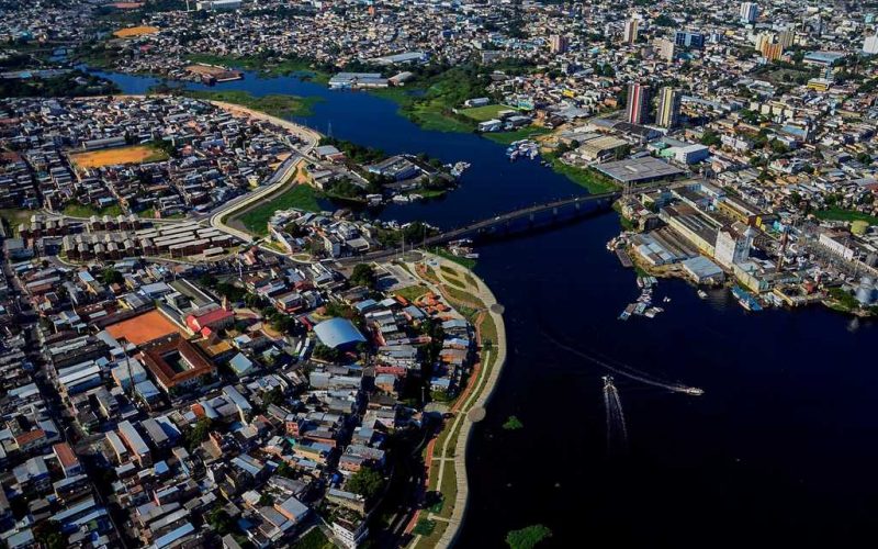 Manaus aprova expansão urbana com foco em sustentabilidade e inovação construtiva.