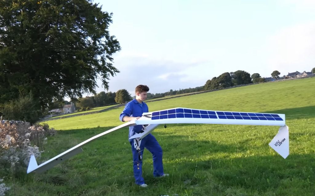 20% Mais Eficiência: Avião Solar RC com SOLIDWORKS Redefine Sustentabilidade
