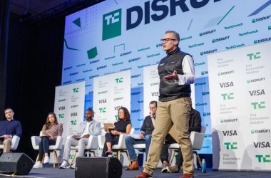 "Últimos 24h para garantir passes 2 por 1 no TechCrunch Disrupt 2025."