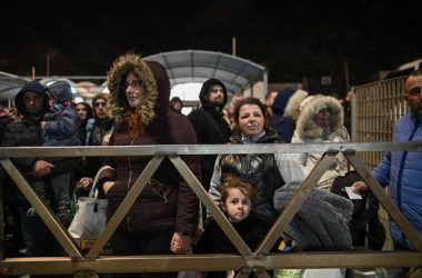 **Santorini registra mais de 200 tremores; maior terremoto atinge 5.3 graus**