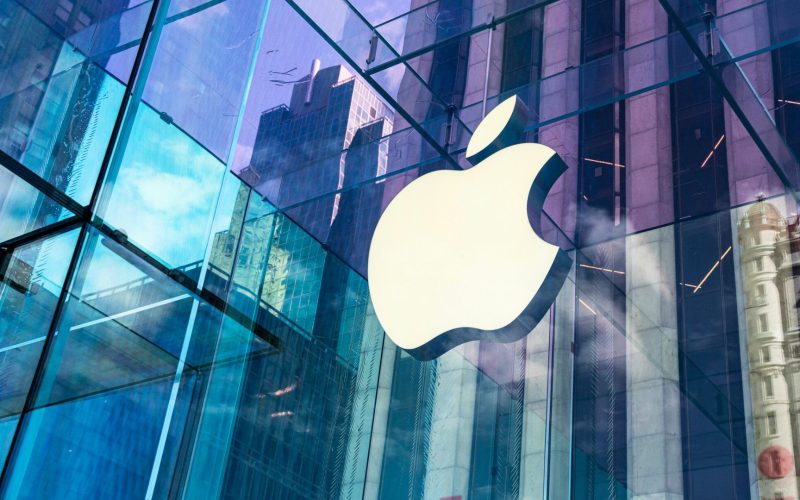 Apple fecha parceria com gigante Alibaba da China para trazer recursos de IA aos iPhones