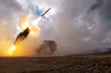 Novo míssil de precisão do Exército dos EUA transforma HIMARS em máquina imbatível