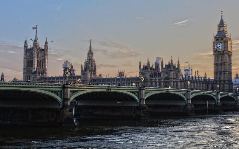 Rio Tâmisa, em Londres, é túmulo aquático há mais de 6 mil anos, revela estudo