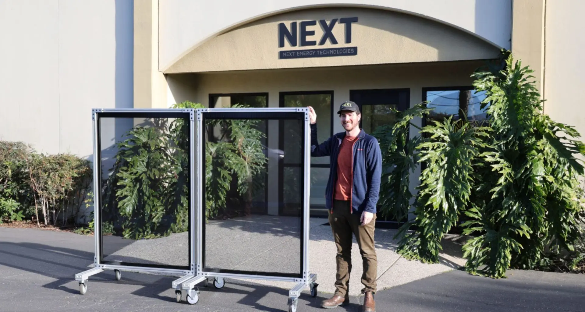 Empresa americana cria janela solar transparente gigante que transforma luz do sol em energia limpa