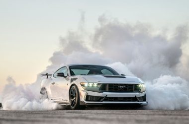 Mustang potente da Hennessey ganha 850 cavalos e ruge com 70% mais força nas ruas