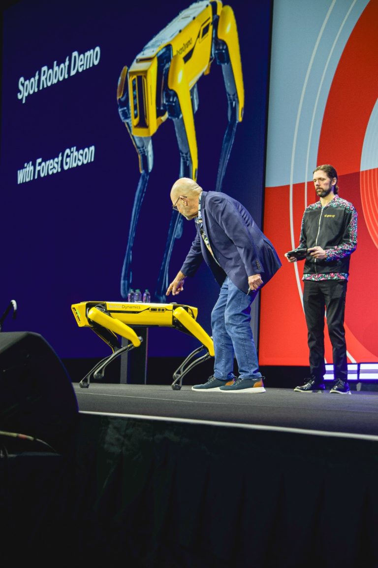 🚫 Robô Atlas impressiona no 3DEXPERIENCE: Inteligência Artificial e Robótica protagonizam o futuro da humanidade