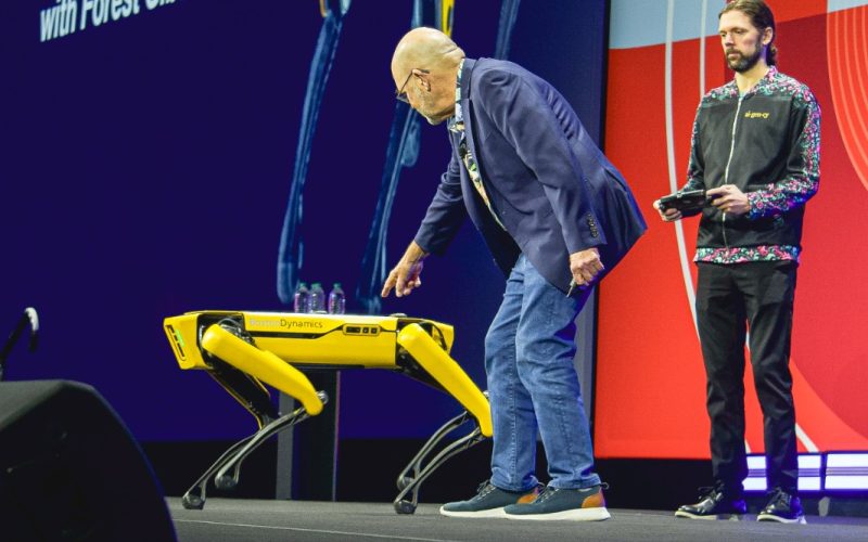 🚫 Robô Atlas impressiona no 3DEXPERIENCE: Inteligência Artificial e Robótica protagonizam o futuro da humanidade