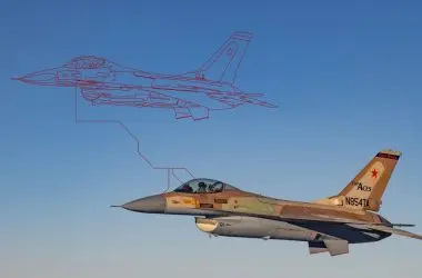 Único F-16 particular do mundo voa com copiloto virtual de IA em combates aéreos simulados