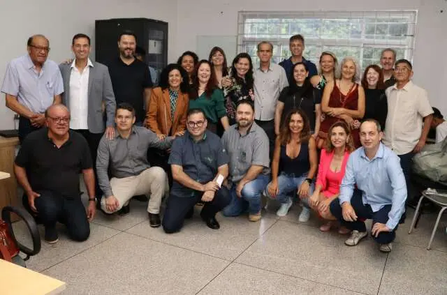 Primeira turma de Engenharia Ambiental da UFMS celebra encontro histórico após 20 anos de formatura