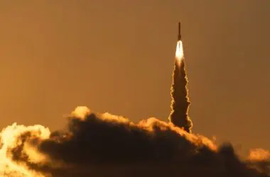 Satélite militar que aguardava lançamento pela ULA agora será lançado pela SpaceX