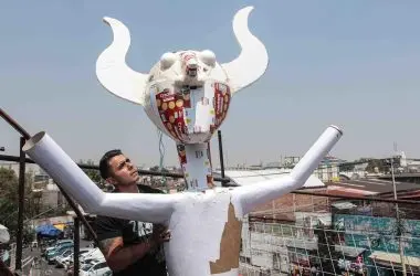 Criam boneco de Judas com inteligência artificial para a tradicional malhação do Sábado de Aleluia