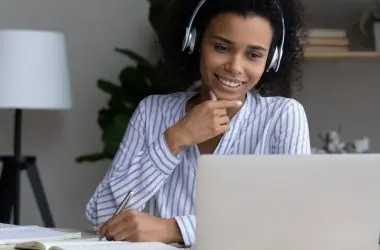 Microsoft oferece cursos grátis de Inteligência Artificial e Engenharia de Dados para brasileiros. Inscreva-se já!