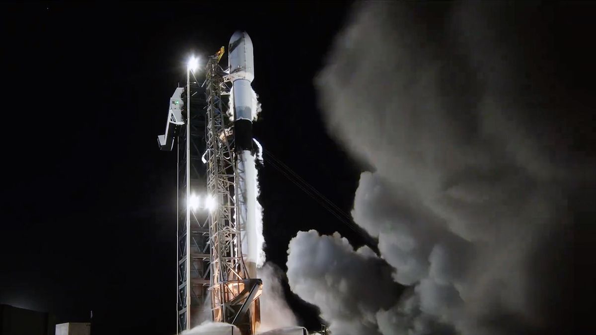 SpaceX lança cápsula europeia reutilizável em missão compartilhada Bandwagon-3