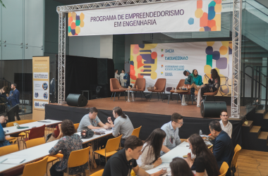 Programa de Empreendedorismo em Engenharia expande após sucesso da primeira edição na Universidade do Porto.