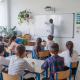 👉 Análise do Programa de Empreendedorismo em Engenharia OERN e UPTEC unem forças para capacitar profissionais de engenharia em inovação e negócios. O programa, que começa em janeiro de 2025, combina aulas presenciais e online, com mentoria especializada. As parcerias com empresas como A400, BIMMS, PROEF e REIFY trazem desafios reais do mercado. O curso aborda temas como Inteligência Artificial, gestão de projetos e ot