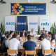 ## Parceria Estratégica entre Academia e Indústria O Programa de Empreendedorismo em Engenharia é resultado da colaboração entre a Ordem dos Engenheiros - Região Norte (OERN) e o UPTEC - Parque de Ciência e Tecnologia da Universidade do Porto, visando integrar competências técnicas e empreendedoras. A iniciativa conta com empresas parceiras como A400, BIMMS, PROEF e REIFY, que apresentam desafios reais para contextualizar o treinamento. ##