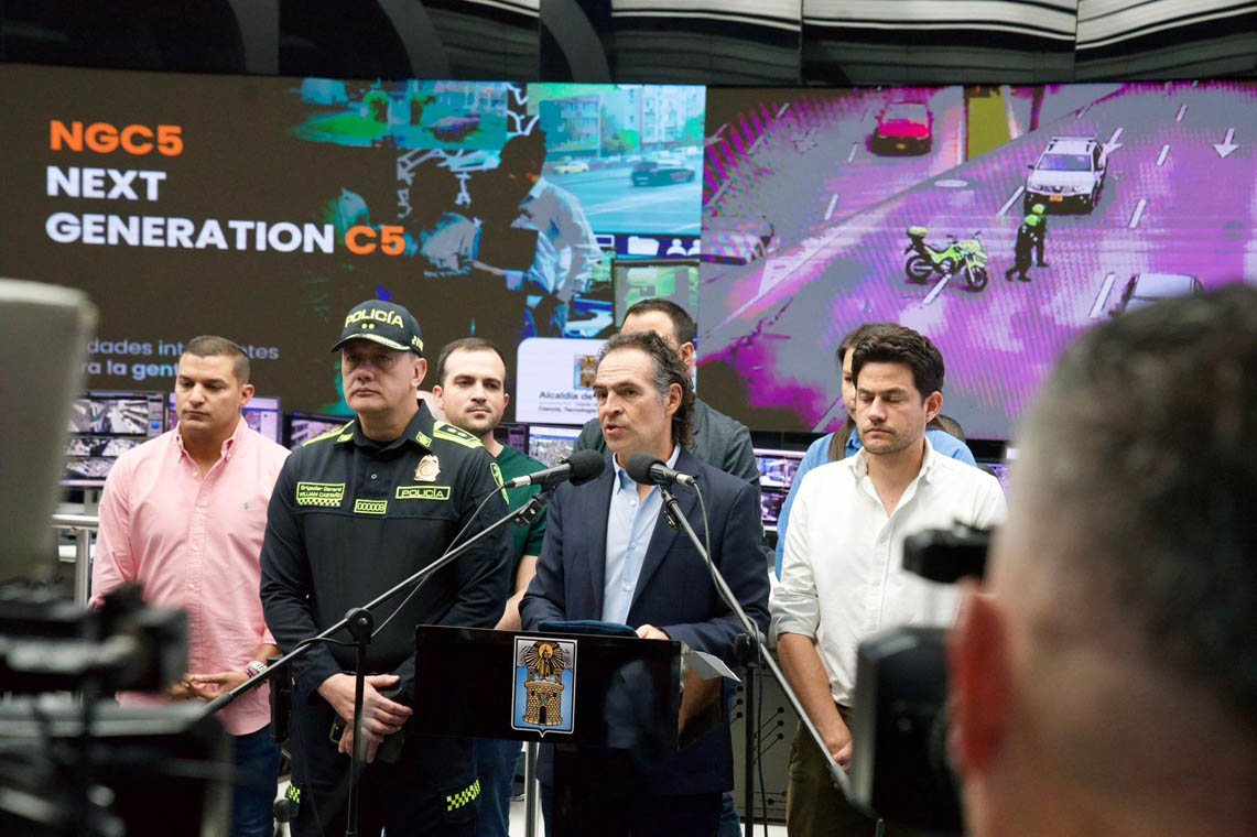 Prefeito apresenta projeto do centro mais moderno de segurança e controle urbano da Colômbia