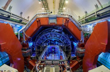 Alquimia moderna: cientistas transformam chumbo em ouro no maior acelerador de partículas do mundo