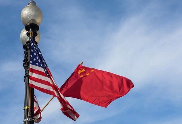 China aumenta em 75% taxa sobre plástico dos EUA, acirra tensão no comércio mundial