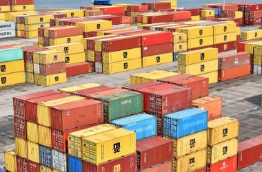 IA interativa mostra como empresas reagem a ameaças econômicas