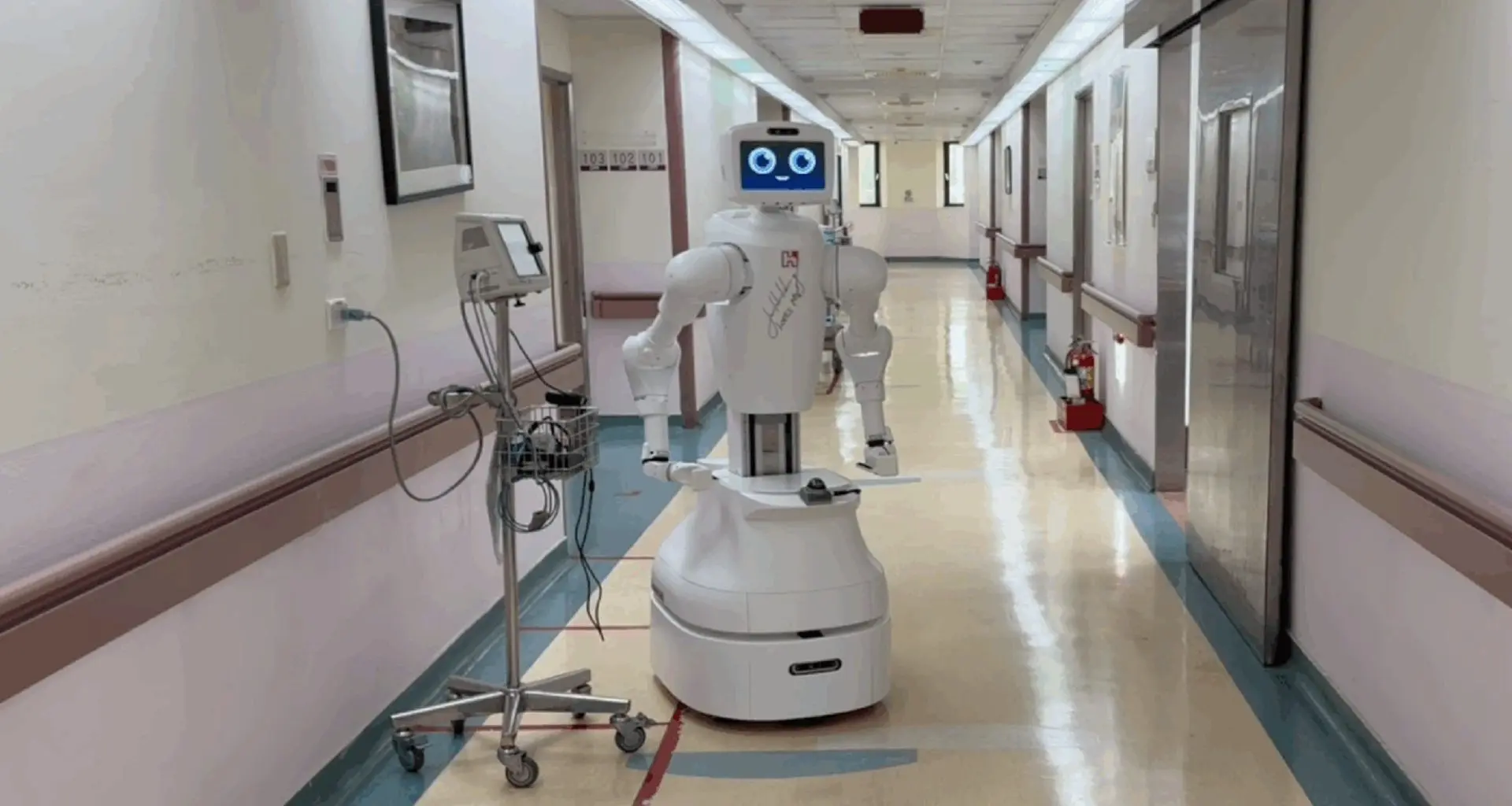 Robô enfermeira ajuda hospitais de Taiwan a liderar revolução digital na saúde