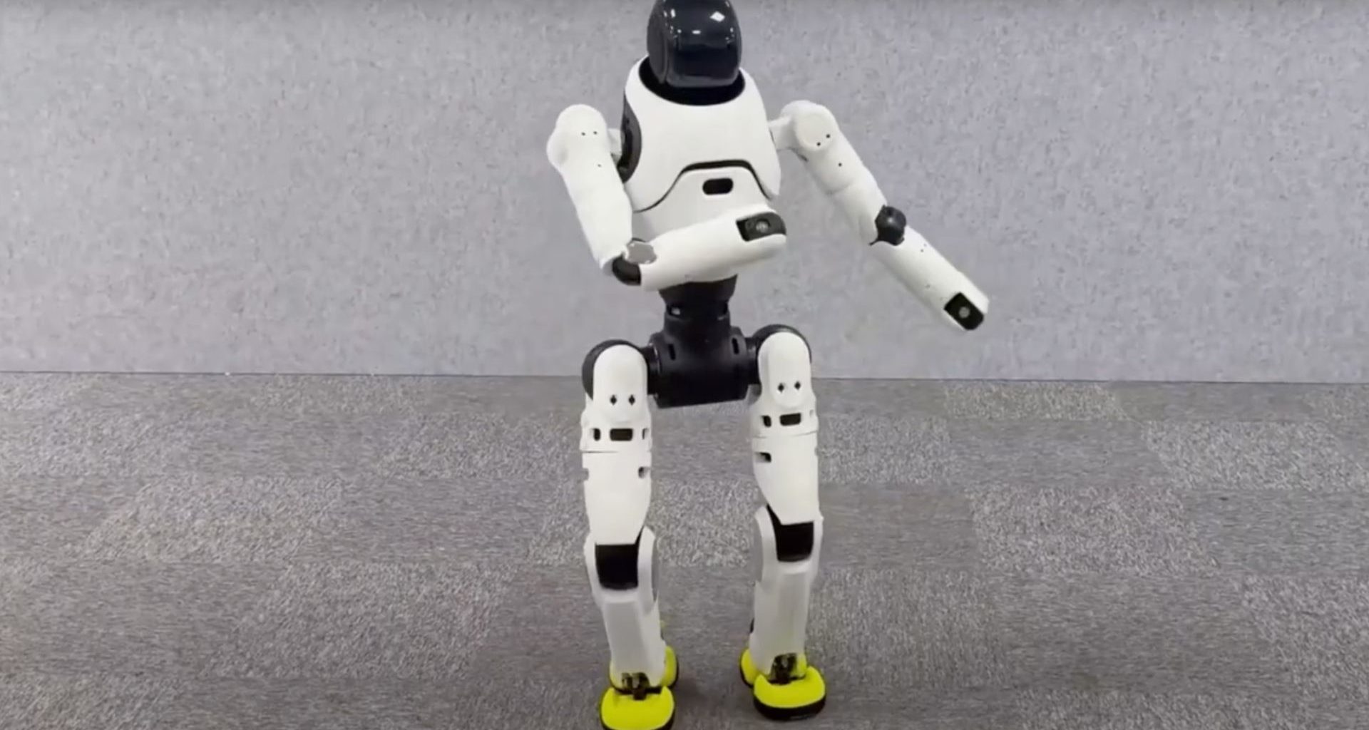 Robô da Agibot se prepara para duelo com movimentos de Kung Fu