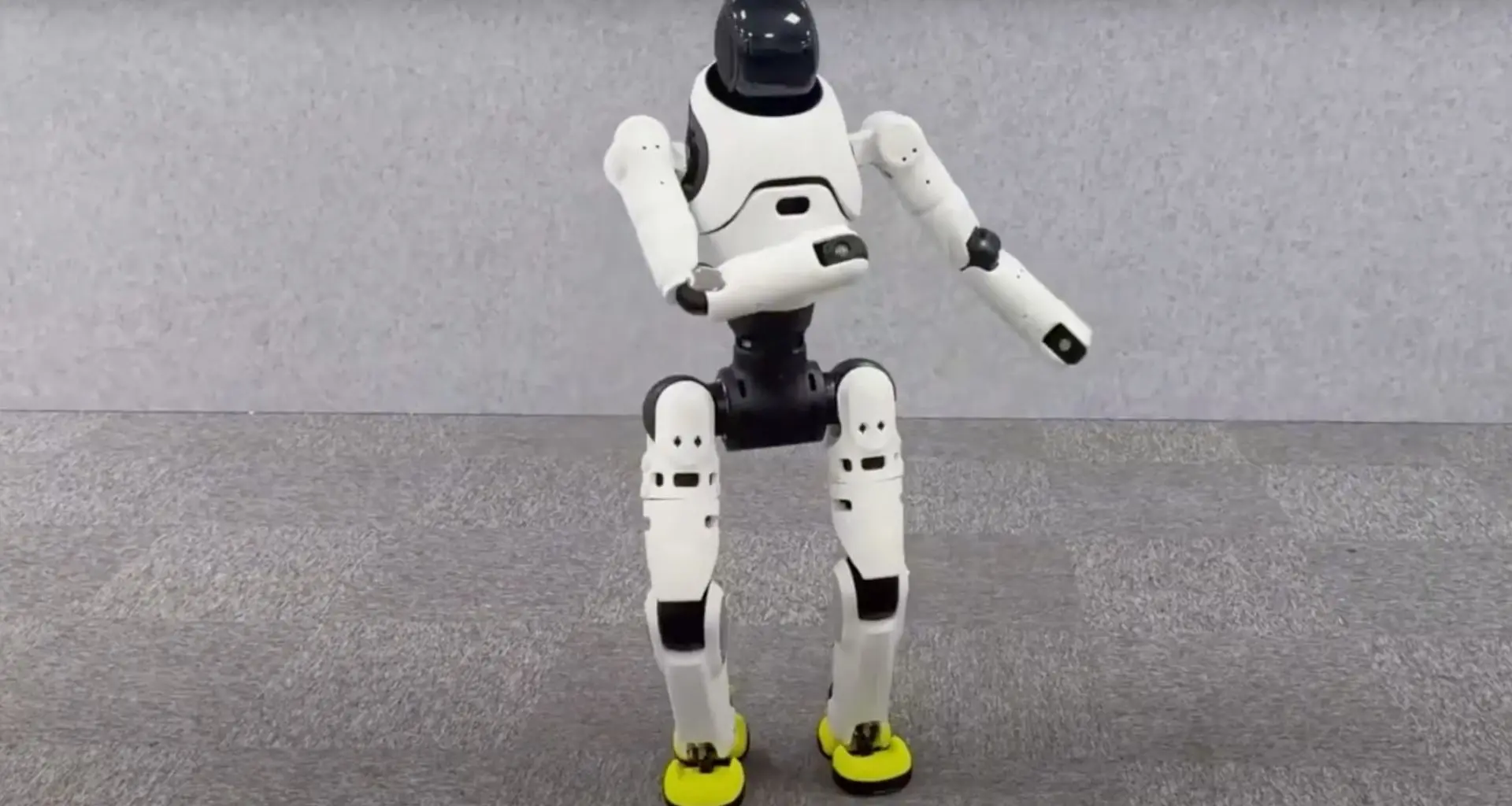 Robô da Agibot se prepara para duelo com movimentos de Kung Fu
