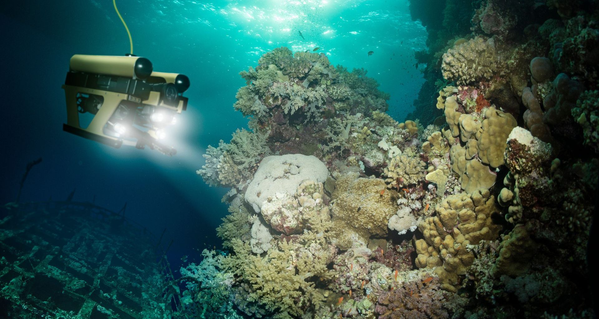 Universitário cria controle remoto por som para robôs submarinos