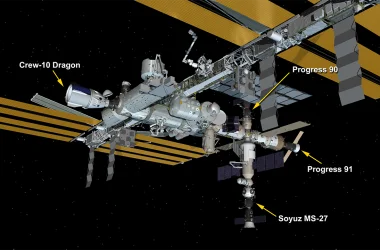 Cápsula Dragon da SpaceX se solta da Estação Espacial e voltará à Terra neste domingo