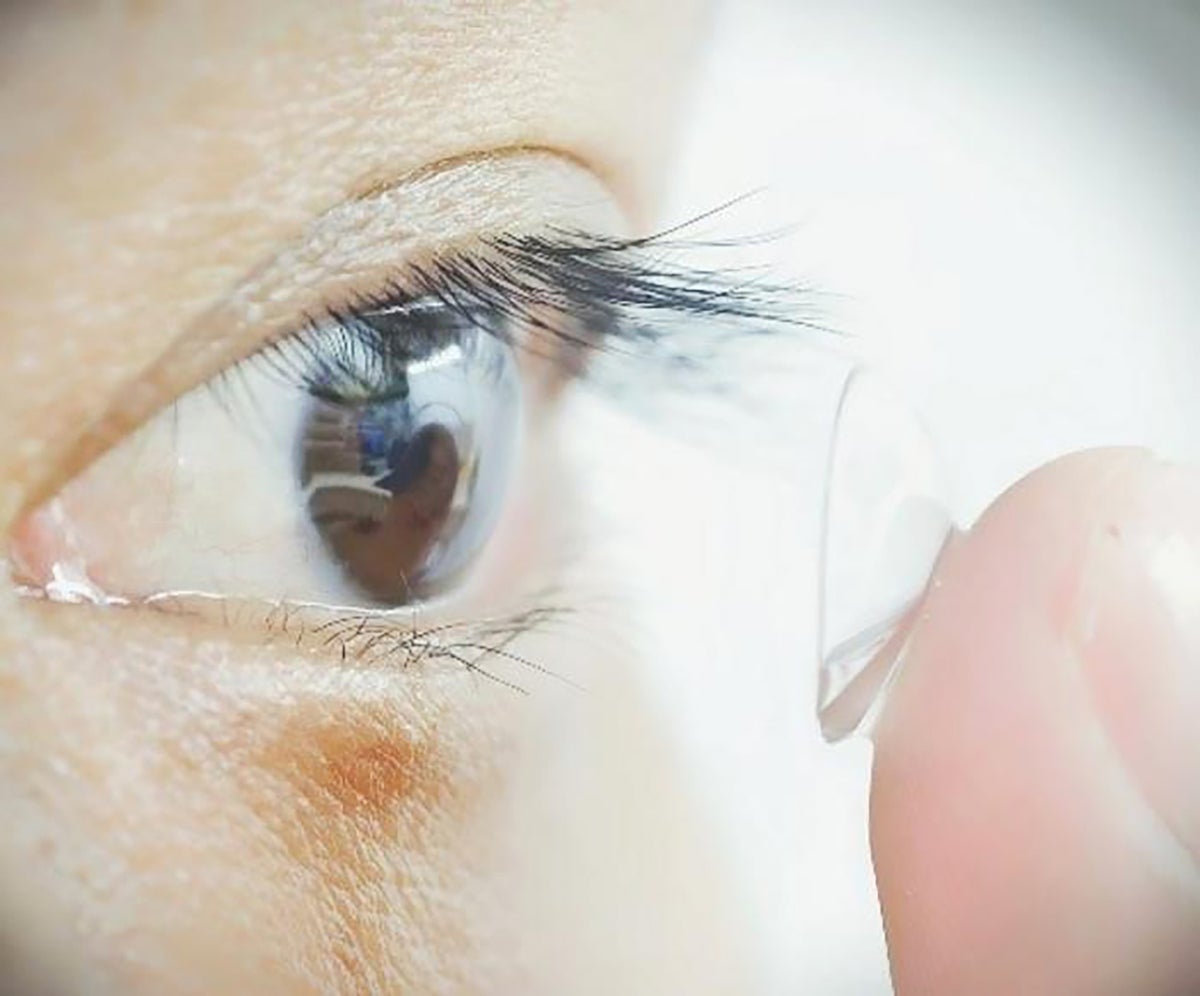 Lentes de contato com infravermelho permitem enxergar no escuro