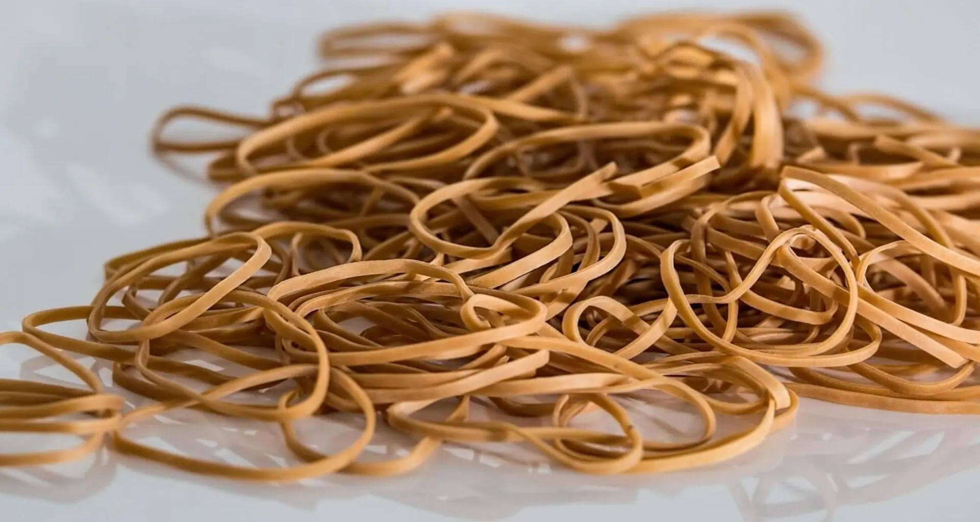Cientistas criam borracha 10 vezes mais durável e resistente a rachaduras