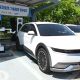 Hyundai coloca robôs com inteligência artificial para carregar carros elétricos no aeroporto de Incheon