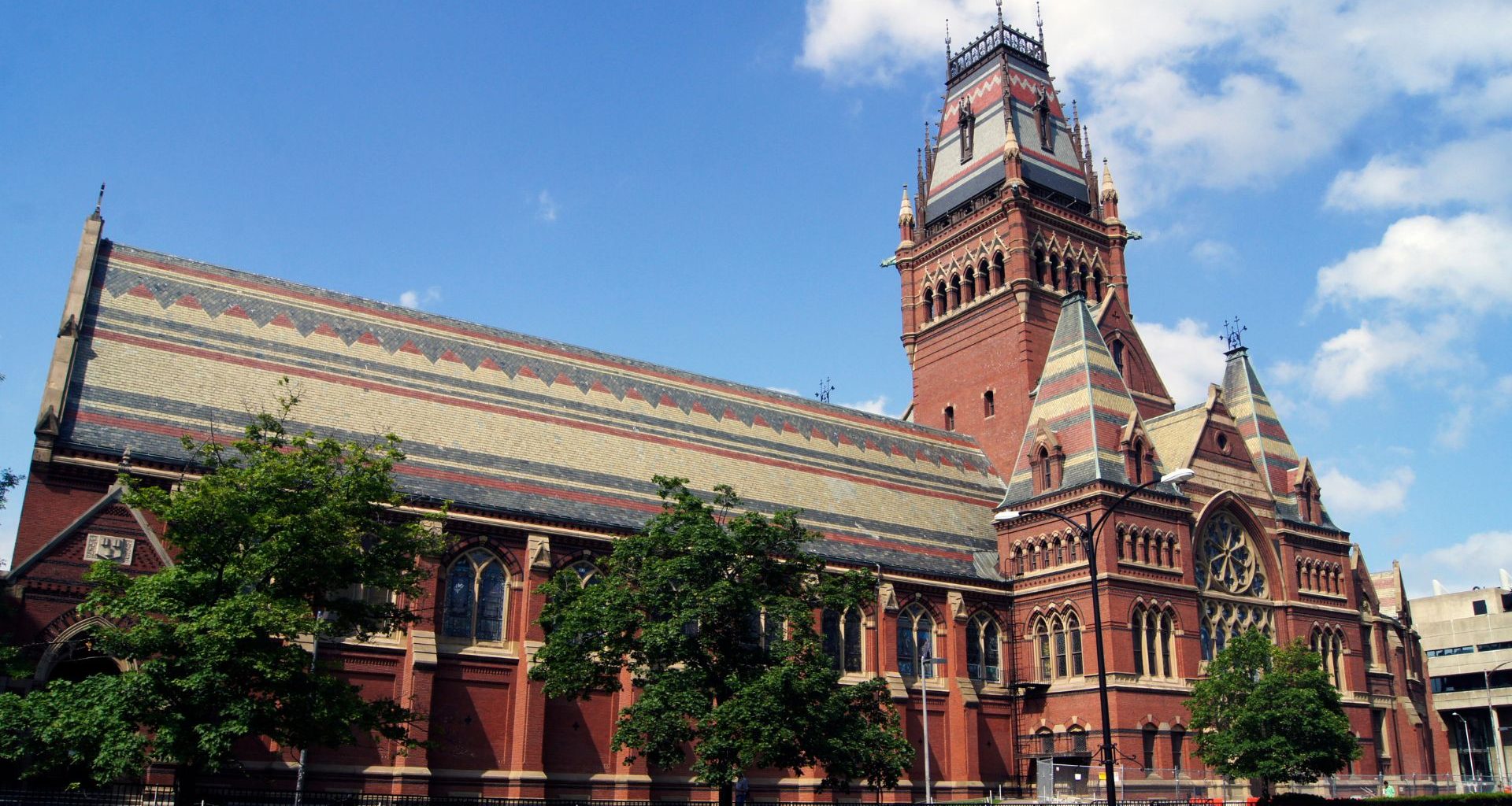 Harvard perde programa de estudantes estrangeiros após suspeitas de ligações com a China