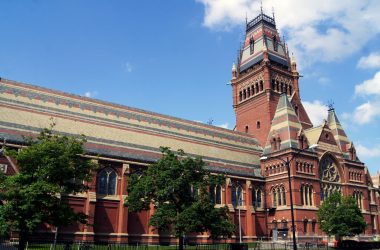 Harvard perde programa de estudantes estrangeiros após suspeitas de ligações com a China