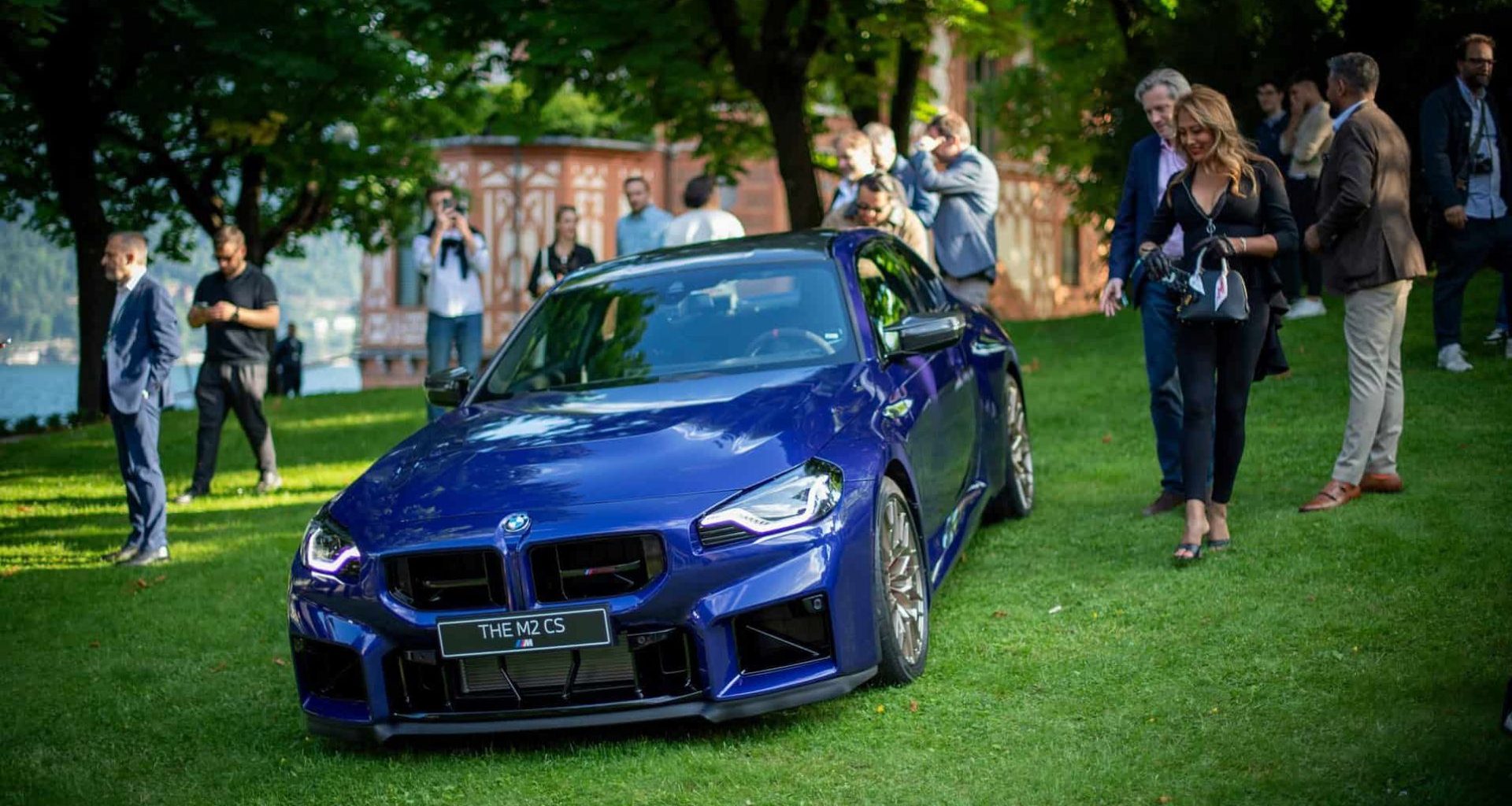 BMW M2 CS: Novo esportivo de 535 cavalos acelera de 0 a 100 km/h em apenas 4 segundos