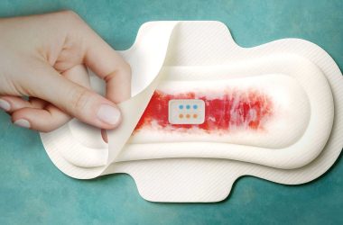 Absorvente suíço inovador transforma menstruação em exame de saúde instantâneo