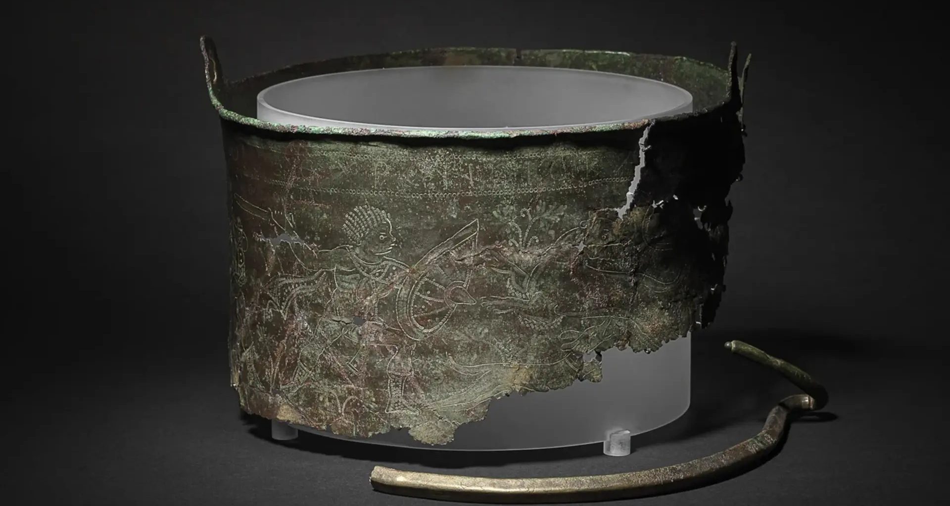Balde antigo turco de 1.500 anos foi usado em cremação de povo anglo-saxão