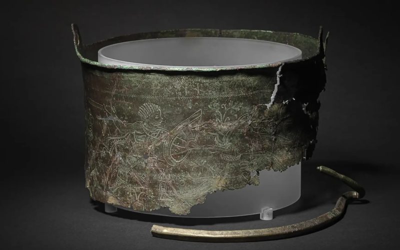 Balde antigo turco de 1.500 anos foi usado em cremação de povo anglo-saxão