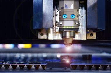 Laser potente cria super cerâmica em minutos, resistente a 2.000°C