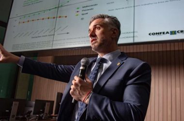 Profissionais de engenharia, agronomia e geociências têm emprego garantido: 92% estão no mercado!