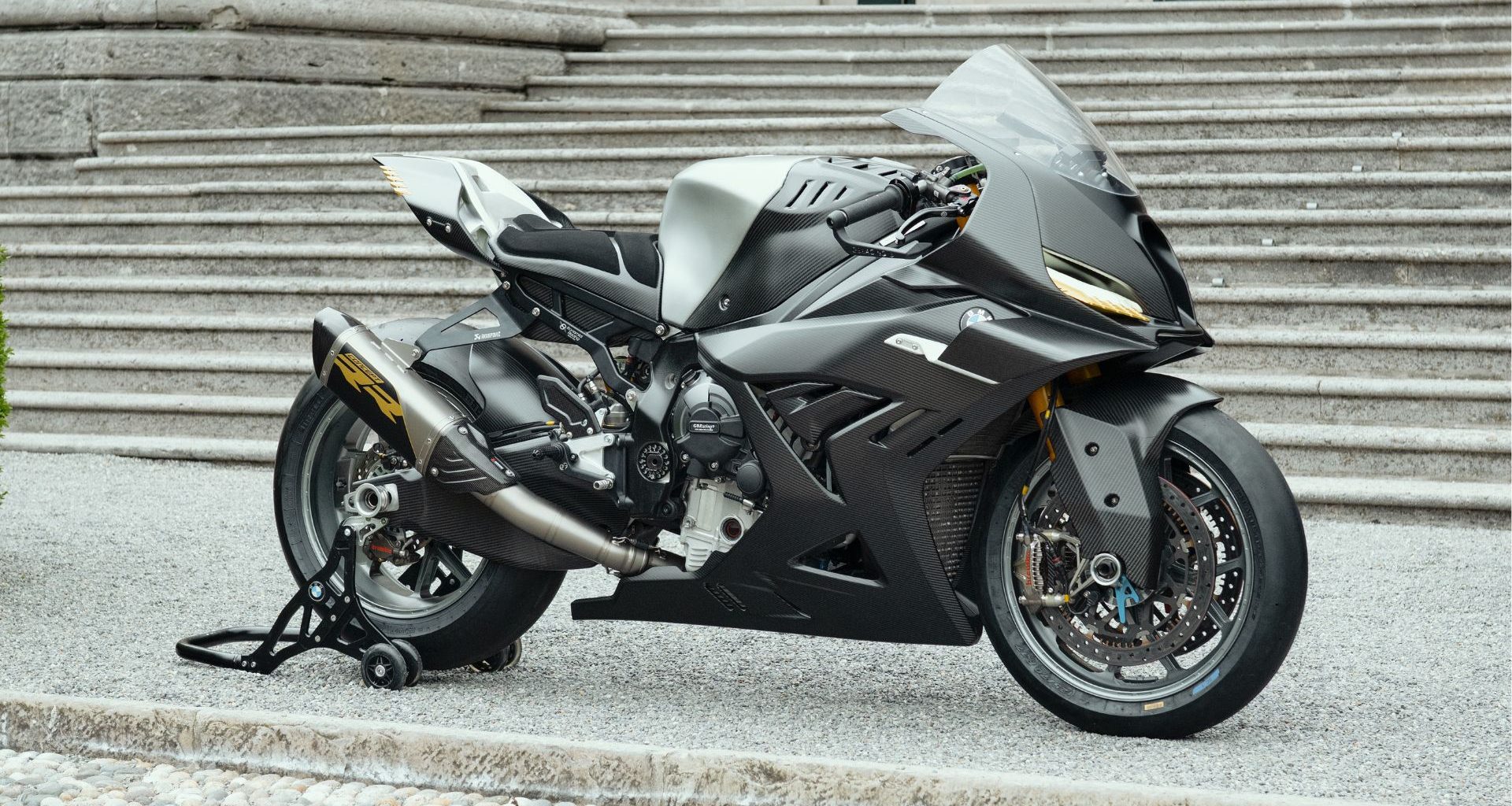 Fotos: BMW revela prévia da sua super moto Concept RR com mais de 230 cavalos de potência