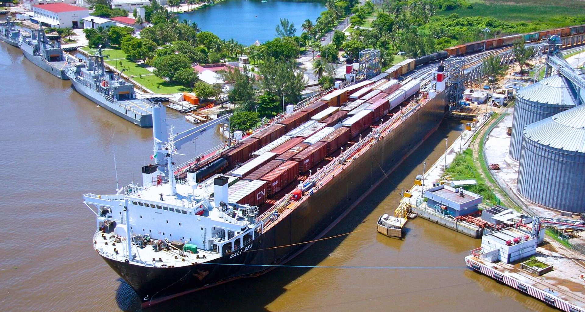 México planeja revolucionar comércio com trem de carga ultrarrápido ligando os oceanos Pacífico e Atlântico