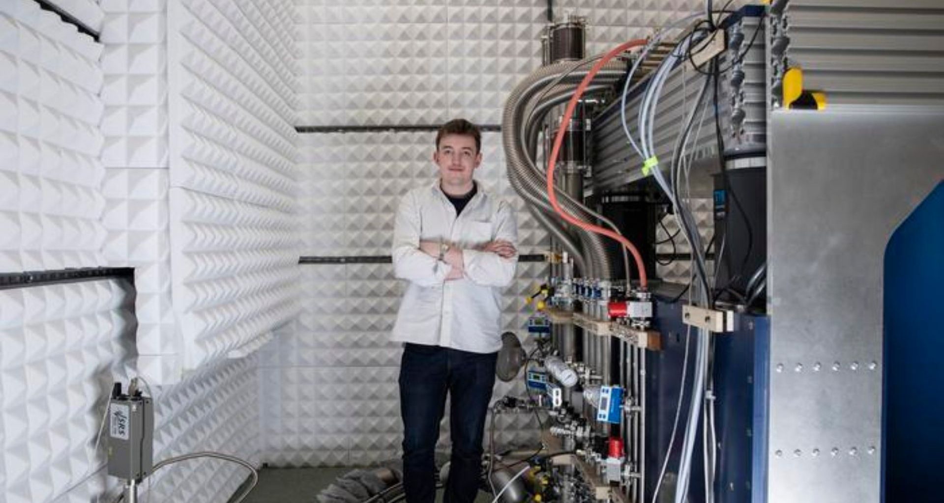 Cientistas descobrem como urânio pode turbinar poder dos computadores quânticos