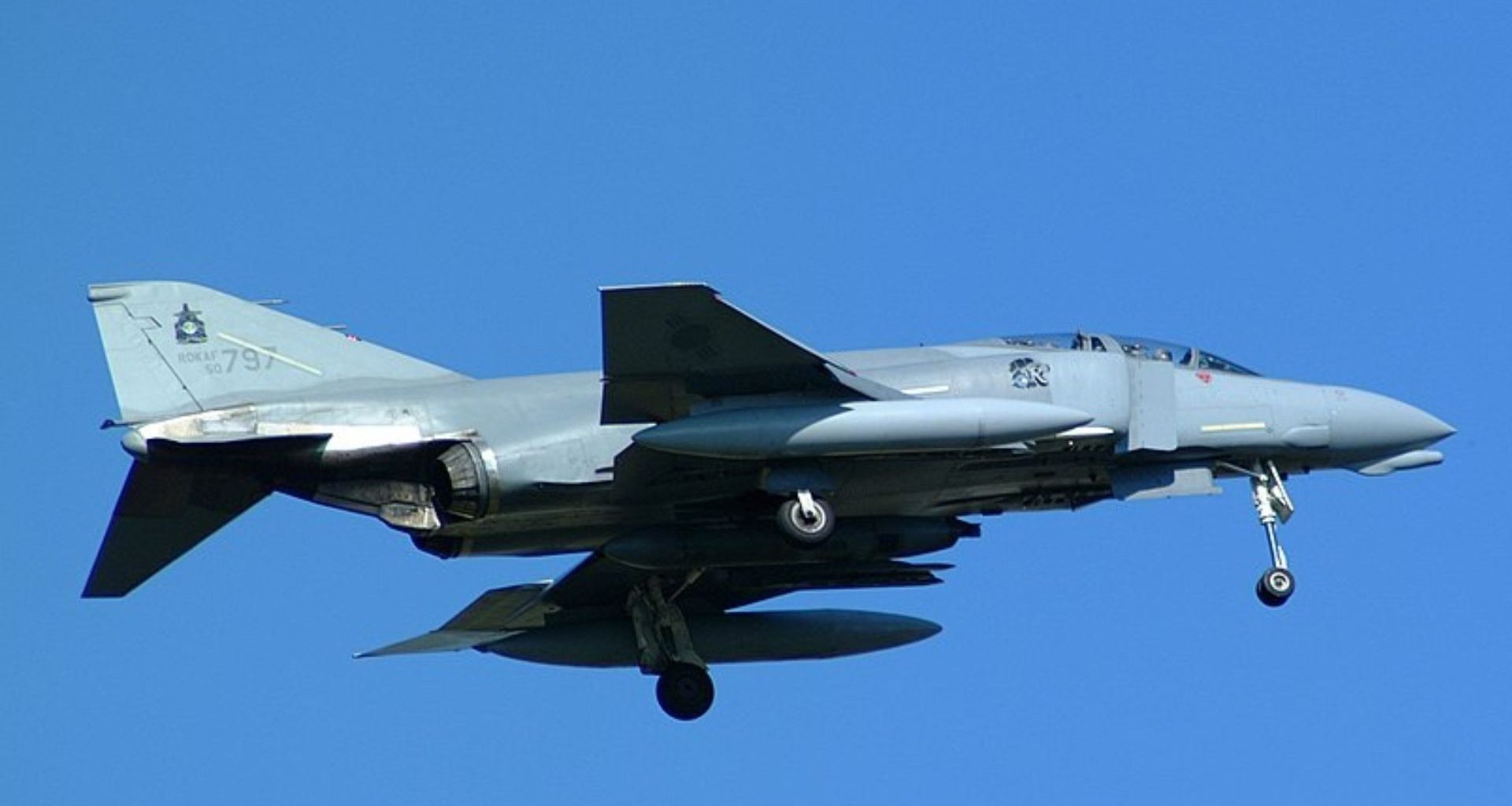 Empresa dos EUA quer usar caças F-4 Phantom da Guerra Fria para lançar satélites no espaço