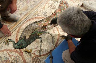 Incrível! Mosaico de 1.600 anos de mosteiro bizantino é revelado em Israel